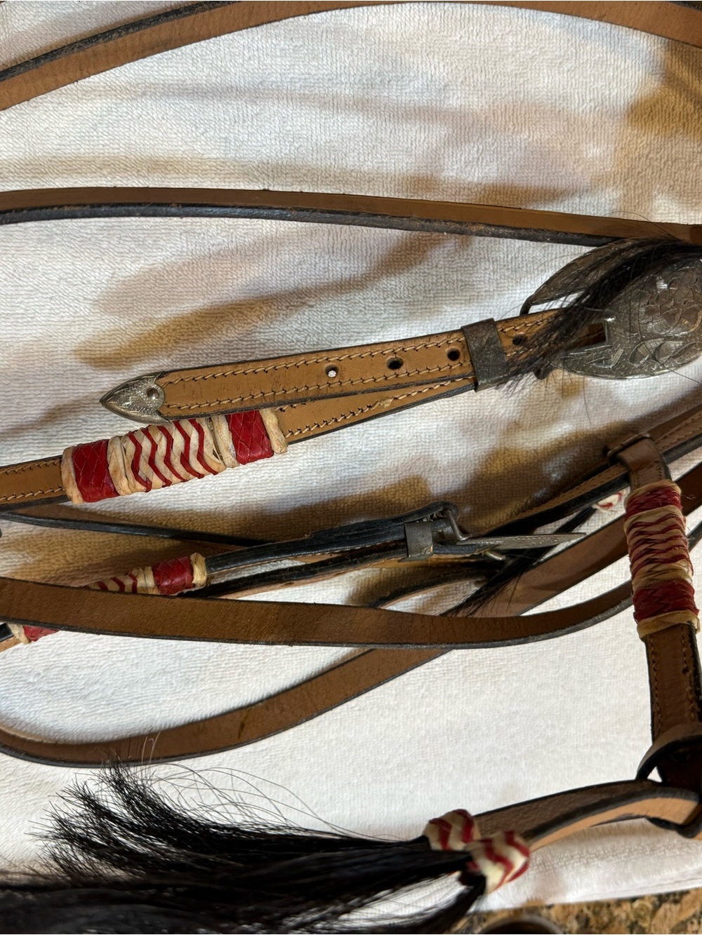 Leather Western Headstall w/ matching reins w/ horsehair Accent colored rawhide - Picture 4 of 16